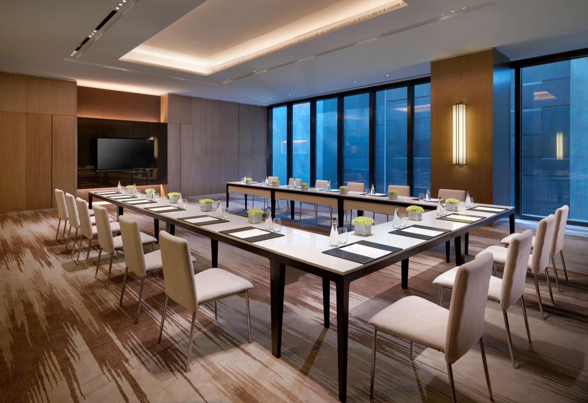 Готель Hyatt Regency Tianjin East Екстер'єр фото