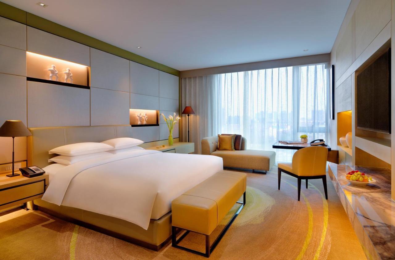 Готель Hyatt Regency Tianjin East Екстер'єр фото
